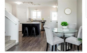 3 bedroom Town in Stonebridge unit 303